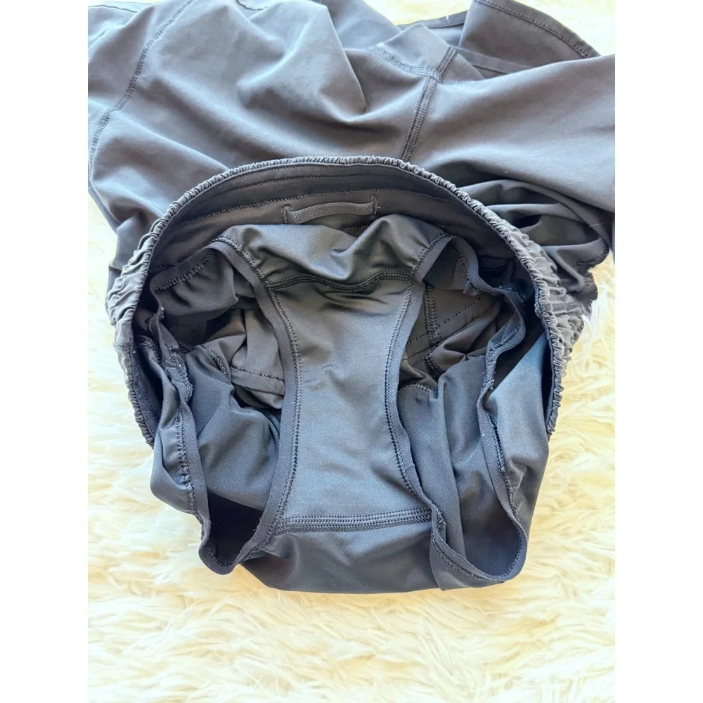 Lululemon | Track That Short | Black | Size 4 - Picture 3 of 7